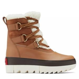 Sorel NWOT Joan of Arctic next leather boots never worn excellent condition